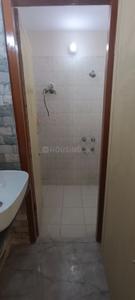 Bathroom Image of 900 Sq.ft 1 BHK Apartment / Flat for rent in Vesu Surat for Rs. 17000