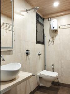 Bathroom Image of 2900 Sq.ft 5 BHK Apartment / Flat for rent in Bhagwati Imperia, Ulwe Navi Mumbai for Rs. 125000