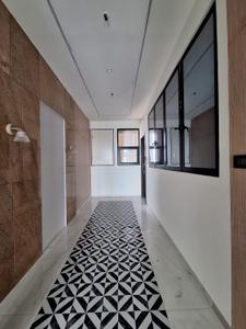 Image of 2418 Sq.ft 3 BHK Apartment / Flat for sale in Metricon The Gateway, Vashi, Navi Mumbai for Rs. 47000000