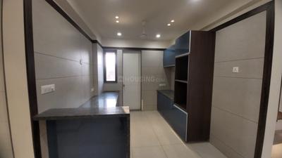 Kitchen Image of 1500 Sq.ft 2 BHK Apartment / Flat for rent in Nizampura Vadodara for Rs. 15000