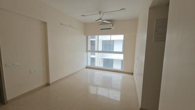 Living Room Image of 780 Sq.ft 1.5 BHK Apartment / Flat for rent in Keystone Rustomjee Cleon, Bandra East Mumbai for Rs. 86000