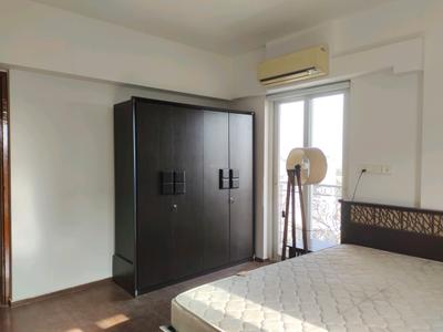 Bedroom Image of 2500 Sq.ft 4 BHK Apartment / Flat for sale in Hubtown Sunmist, Andheri East Mumbai for Rs. 85000000