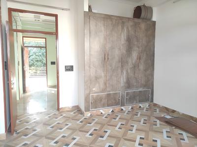 Bedroom Image of 1100 Sq.ft 1 BHK Builder Floor for rent in Tapovan Enclave Tarla Amwala Dehradun for Rs. 20000