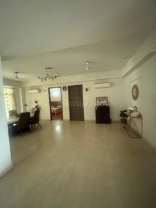 Hall Image of 3302 Sq.ft 3 BHK Apartment / Flat for rent in Parx Laureate, Sector 108 Noida for Rs. 82000