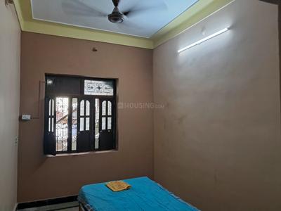 Bedroom Image of 900 Sq.ft 1 BHK Independent House for rent in Sholinghur Chennai for Rs. 8000