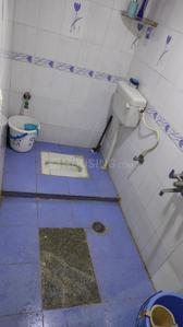 Bathroom Image of 600 Sq.ft 1 BHK Builder Floor for rent in Singasandra Bengaluru for Rs. 11000