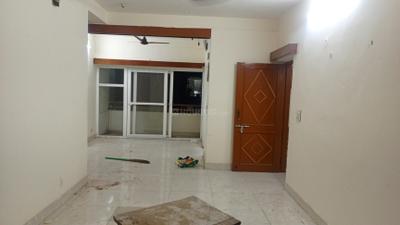 Living Room Image of 1250 Sq.ft 3 BHK Apartment / Flat for rent in Shubham Apartments, Patparganj New Delhi for Rs. 35000
