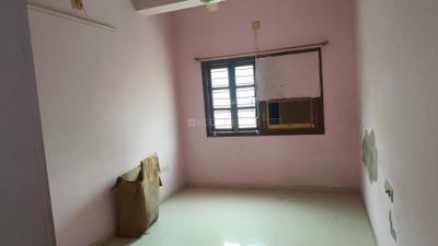 Bedroom Image of 1750 Sq.ft 3 BHK Apartment / Flat for rent in Kankaria Ahmedabad for Rs. 25000