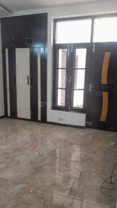 Bedroom Image of 3600 Sq.ft 3 BHK Independent House for rent in Sector 72 Noida for Rs. 52000