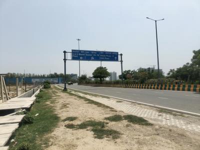 Image of 6750 Sq.ft Residential Plot / Land for sale in Sector 79, Noida for Rs. 130000000