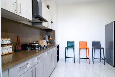 Kitchen Image of 1240 Sq.ft 3 BHK Apartment / Flat for sale in Escon Primera Phase 1, PR7 Airport Road Zirakpur for Rs. 23760000