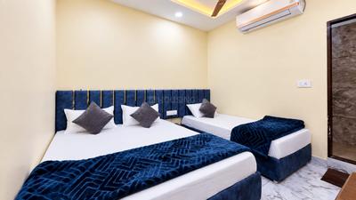 Bedroom Image of 1500 Sq.ft 1 RK Studio for rent in Mahakal Vanijya Ujjain for Rs. 120000