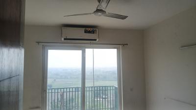 Bedroom Image of 1955 Sq.ft 3 BHK Apartment / Flat for rent in Sunworld Arista, Sector 168 Noida for Rs. 47000