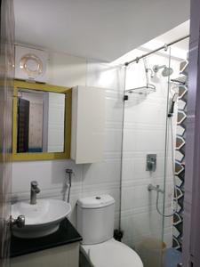 Common Bathroom One Image of 550 Sq.ft 1 BHK Apartment / Flat for rent in Sector 23B Dwarka New Delhi for Rs. 25000