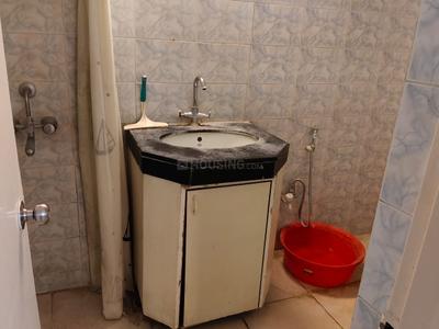 Bathroom Image of 2800 Sq.ft 4 BHK Apartment / Flat for rent in Parmar Garden, Wanwadi Pune for Rs. 60000