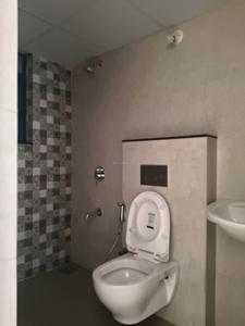 Common Bathroom Image of 1210 Sq.ft 2.5 BHK Apartment / Flat for sale in Shapoorji Pallonji Vanaha, Bavdhan Pune for Rs. 9999999