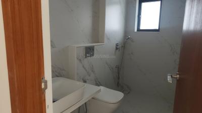 Bathroom Image of 1750 Sq.ft 3 BHK Apartment / Flat for sale in Kharghar Navi Mumbai for Rs. 32000000