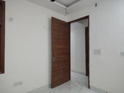 Bedroom Image of 900 Sq.ft 3 BHK Apartment / Flat for sale in Khanpur New Delhi for Rs. 6000000