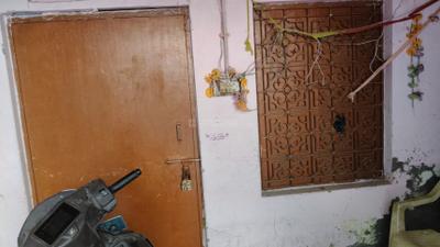 Main Entrance Image of 150 Sq.ft 2 BHK Independent House for rent in Dayal Bagh Agra for Rs. 4000