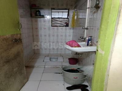 Bathroom Image of 330 Sq.ft 1 RK Apartment / Flat for rent in Mahavir KunjSociety, Ambegaon Budruk Pune for Rs. 4000
