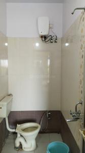 Bathroom Image of 1200 Sq.ft 2 BHK Apartment / Flat for rent in Janki Nagar Nagpur for Rs. 20000