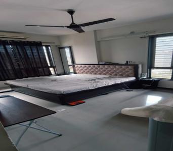 Bedroom Image of 900 Sq.ft 2 BHK Apartment / Flat for sale in Dadar West Mumbai for Rs. 30000000