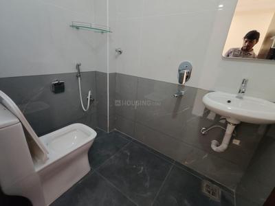 Bathroom Image of 1800 Sq.ft 3 BHK Apartment / Flat for rent in Attapur Hyderabad for Rs. 38000