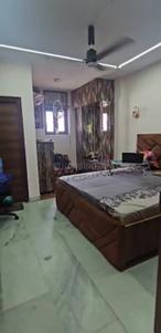 Bedroom Image of 1440 Sq.ft 3 BHK Builder Floor for sale in Rajouri Garden New Delhi for Rs. 16500000