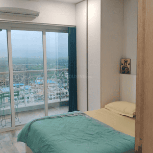 Image of 1000 Sq.ft 2 BHK Apartment / Flat for sale in Tharwanis Sky View, Kharghar, Navi Mumbai for Rs. 9700000