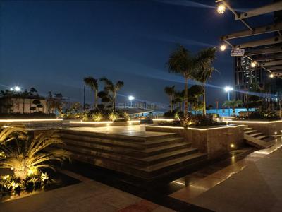 Image of 1380 Sq.ft 2 BHK Apartment / Flat for sale in Supertech Supernova, Sector 94, Noida for Rs. 18500000