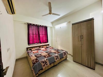 Bedroom Image of 559 Sq.ft 1 BHK Apartment / Flat for rent in Earthshastra Nariman Point, Mahalakshmi Nagar Indore for Rs. 16000