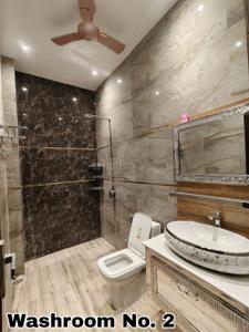 Bathroom Image of 3600 Sq.ft 6 BHK Villa for sale in Bazpur Kashipur for Rs. 14500000