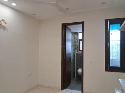 Bedroom Image of 1350 Sq.ft 3 BHK Builder Floor for sale in Paschim Vihar New Delhi for Rs. 24000000
