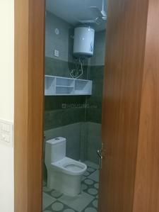 Bathroom Image of 1700 Sq.ft 3 BHK Builder Floor for sale in HL City Pearl, sector 37 Bahadurgarh for Rs. 13500000