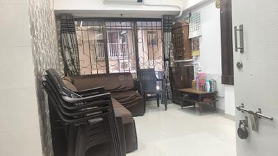 Living Room Image of 610 Sq.ft 2 BHK Apartment / Flat for sale in Borivali West Mumbai for Rs. 16000000
