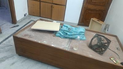Bedroom Image of 1350 Sq.ft 3 BHK Apartment / Flat for rent in Batla Apartments, Patparganj New Delhi for Rs. 34000