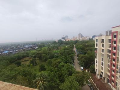 Balcony Image of 750 Sq.ft 2 BHK Apartment / Flat for sale in Romell Empress C Wing, Borivali West Mumbai for Rs. 17500000