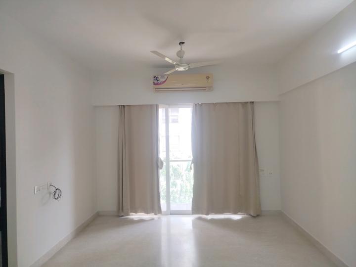 Vile Parle East Main Image 1