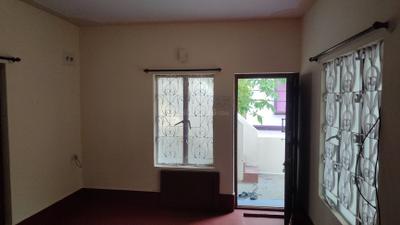 Living Room Image of 900 Sq.ft 1 BHK Builder Floor for rent in Rajajinagar Bengaluru for Rs. 15000