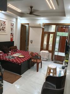 Bedroom Image of 1800 Sq.ft 4 BHK Builder Floor for rent in Vasundhara Ghaziabad for Rs. 40000
