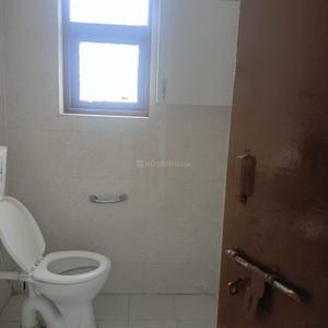 Image of 750 Sq.ft 3 BHK Apartment / Flat for rent in Vashisth Heights, Sector 87, Faridabad for Rs. 18000