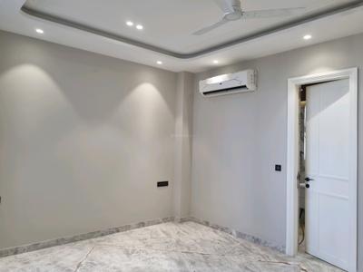 Bedroom Image of 3771 Sq.ft 4 BHK Builder Floor for sale in Janakpuri New Delhi for Rs. 105000000