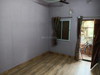 Bedroom Image of 900 Sq.ft 2 BHK Independent House for rent in Airport Gate No 2 Kolkata for Rs. 10000