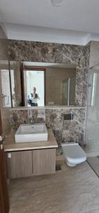 Bathroom Image of 11500 Sq.ft 5 BHK Duplex for sale in DLF Magnolias, Sector 42 Gurgaon for Rs. 850000000