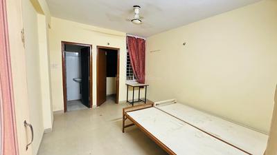 Bedroom Image of 808 Sq.ft 2 BHK Apartment / Flat for rent in Indra Puri Colony Indore for Rs. 18000