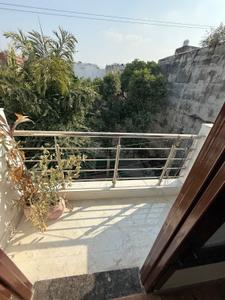 Balcony Image of 450 Sq.ft 1 BHK Apartment / Flat for rent in Chhattarpur New Delhi for Rs. 17000