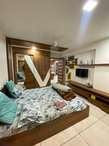 Bedroom Image of 2340 Sq.ft 3 BHK Apartment / Flat for sale in Bodakdev Ahmedabad for Rs. 22500000