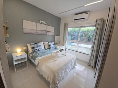 Bedroom Image of 1024 Sq.ft 2 BHK Apartment / Flat for sale in K Raheja Sterling Tower 5, Mohammed Wadi Pune for Rs. 9100000