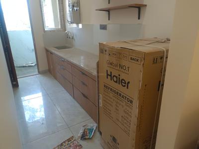 Kitchen Image of 691 Sq.ft 1 BHK Apartment / Flat for rent in Nipania Indore for Rs. 18000