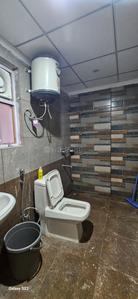 Bathroom Image of 1770 Sq.ft 3.5 BHK Apartment / Flat for rent in Omkar Royal Nest Lotus, Greater Kailash Jammu for Rs. 45000